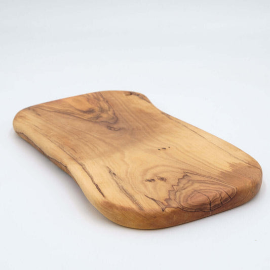 Brettchen aus Oilvenholz rustikal klein ca. 21-24 x 13-16 cm