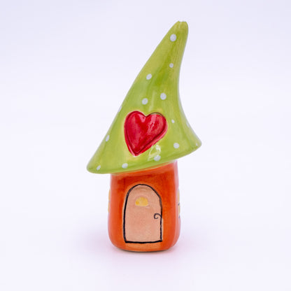 Wichtel Haus Keramik mit Herz Orange-Grün – 14 cm