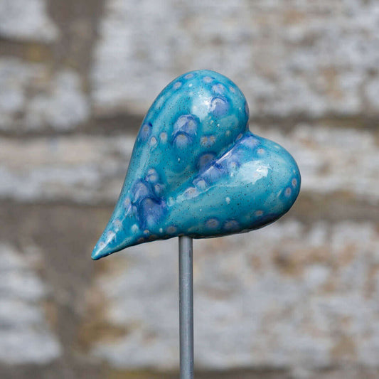 Dekoratives Keramik Herz blau / Gartenstecker